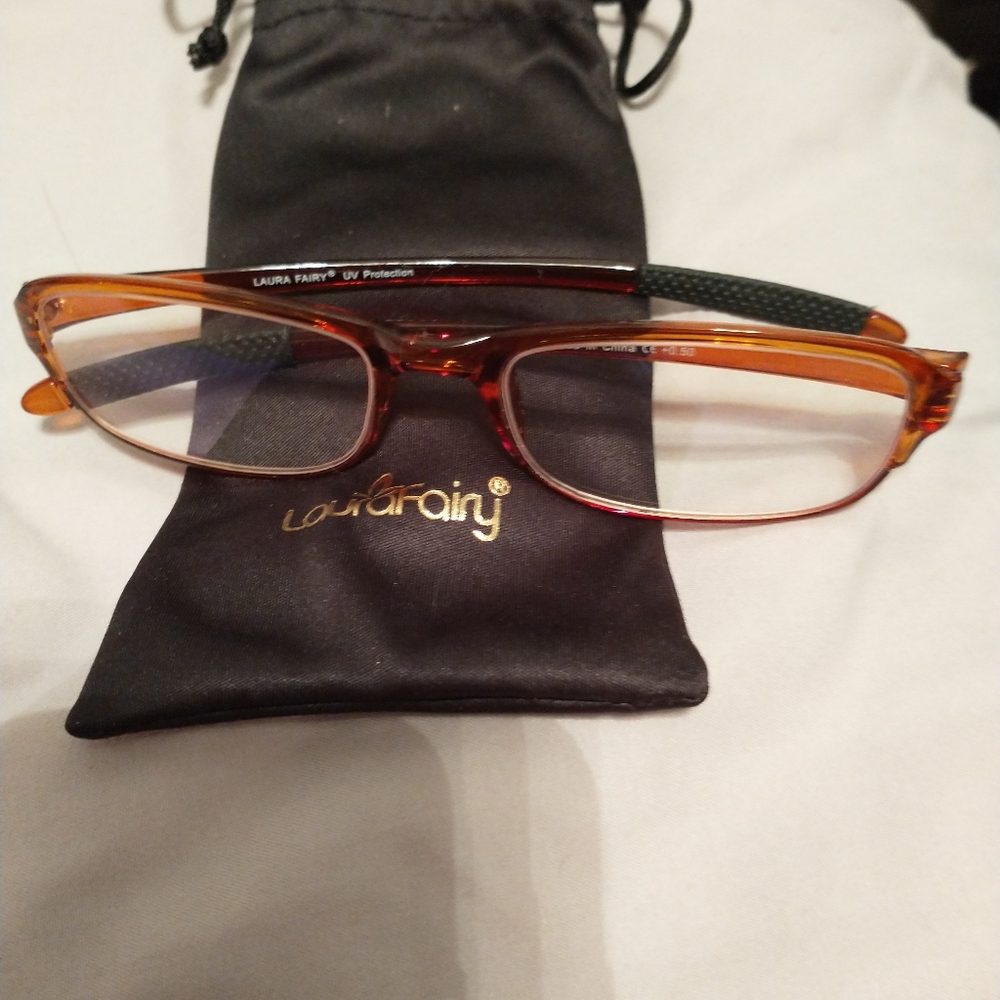 Blue light blocking glasses. +50 laura fairy